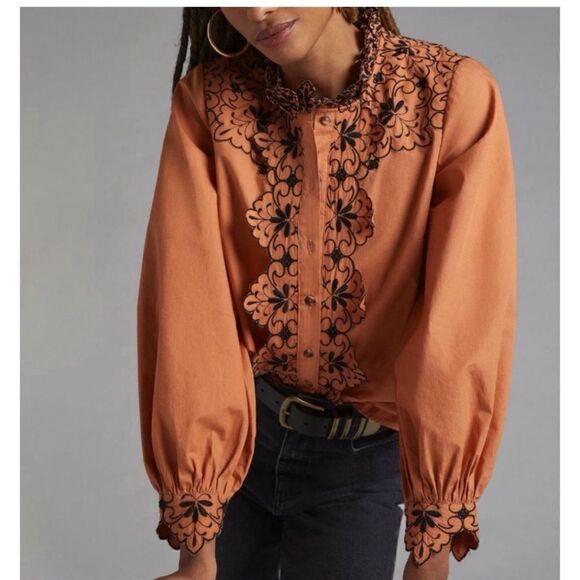 Anthropologie Scalloped
Embroidered Buttondown Blouse Size 6 in HONEY/ NWOT - Picture 2 of 9